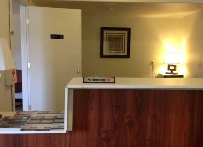 America Inn & Suites Ridgecrest Exteriér fotografie